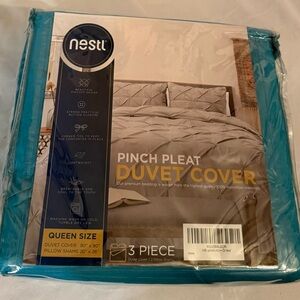 NESTL Pinch Pleat Queen Duvet Cover in Teal